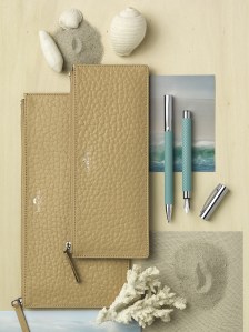 F-C_AMBITION OpArt Aqua_Sujet 3