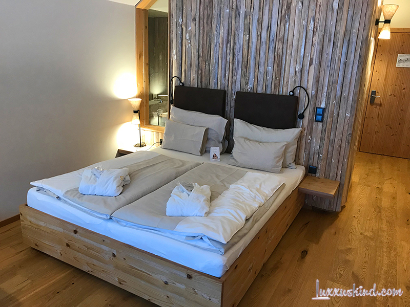 01097_2017-12-09_GOSAU_iPhoneIMG1604_Pressereise-Dachsteinkönig_zimmer