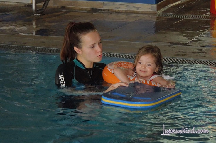 03009_2017-12-11_GOSAU_CoolpixS8200IMG5901_Pressereise-Dachsteinkönig_zita-schwimmkurs