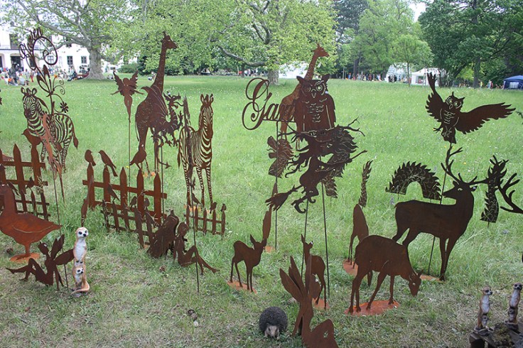 01029_2012-05-13_WIEN_Eos400dIMG2578_SchlossHetzendorf-SalonJardin_figuren