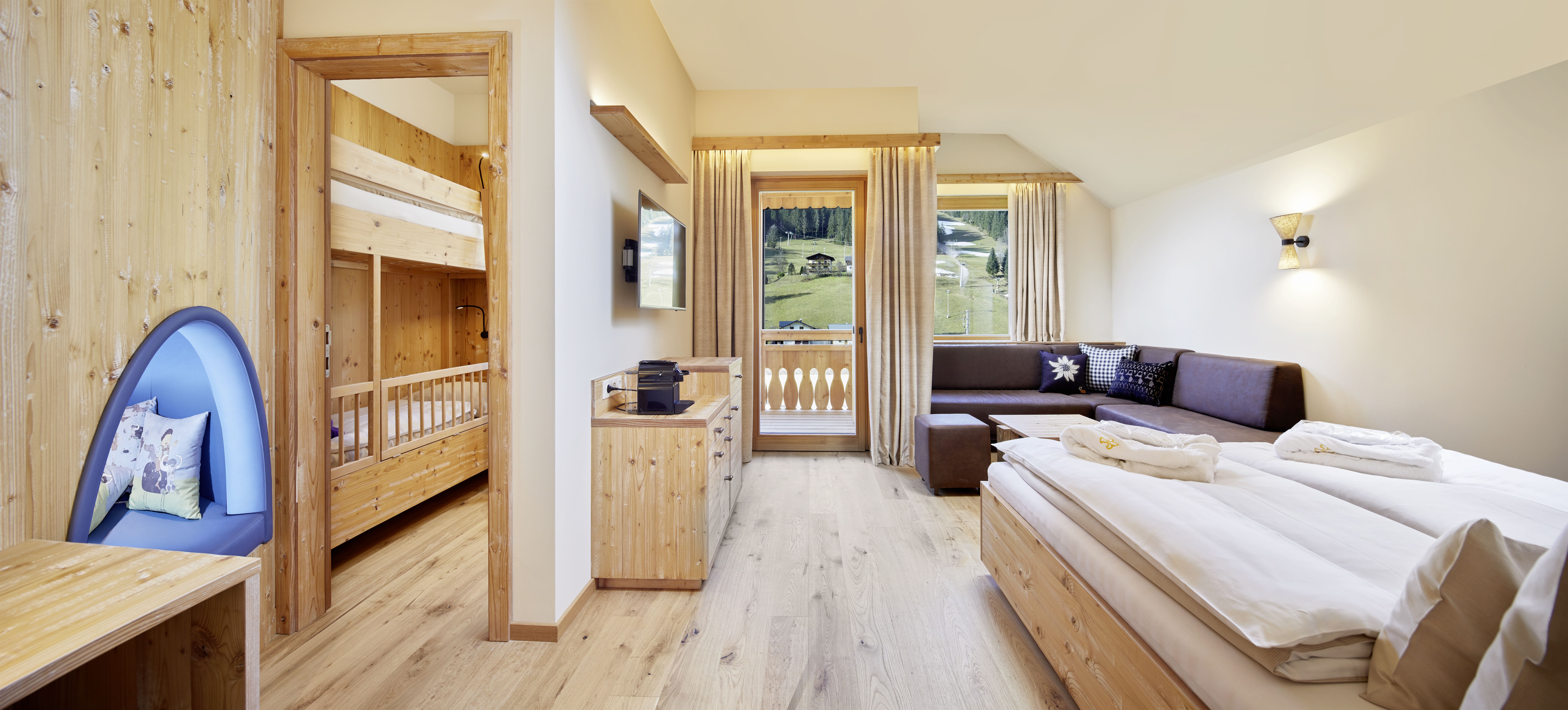 familiensuite_liesl_dachsteinkoenig_-_familux_resort