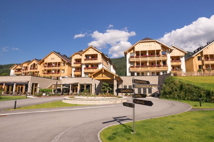 hotelansicht_c_anne_kaiser_dachsteinkoenig_-_familux_resort